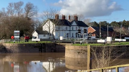 Major search operation underway after person spotted stranded in river near hotel in Worcester