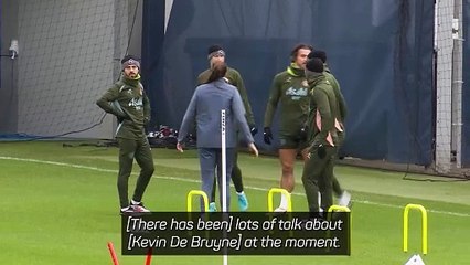 Guardiola quizzed about De Bruyne's future