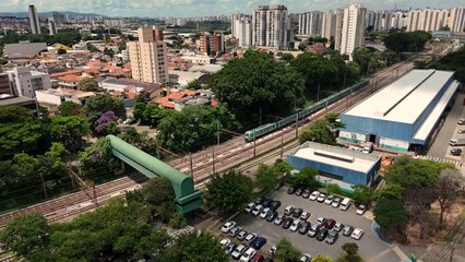 Trilhos são pintados de branco em São Paulo para evitar deformação devido ao calor