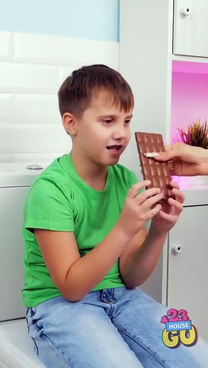 Let's Make Choco Balls out of Regular Chocolate! 🤎 #candy #food #shorts