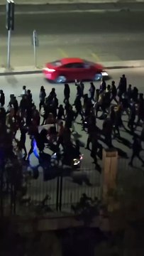 Damas : Manifestation en cours contre les frappes israéliennes et l'incursion terrestre dans le sud