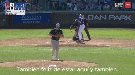 Sammy Sosa visita el campo de entrenamientos de los Cachorros de Chicago por primera vez en 20 años