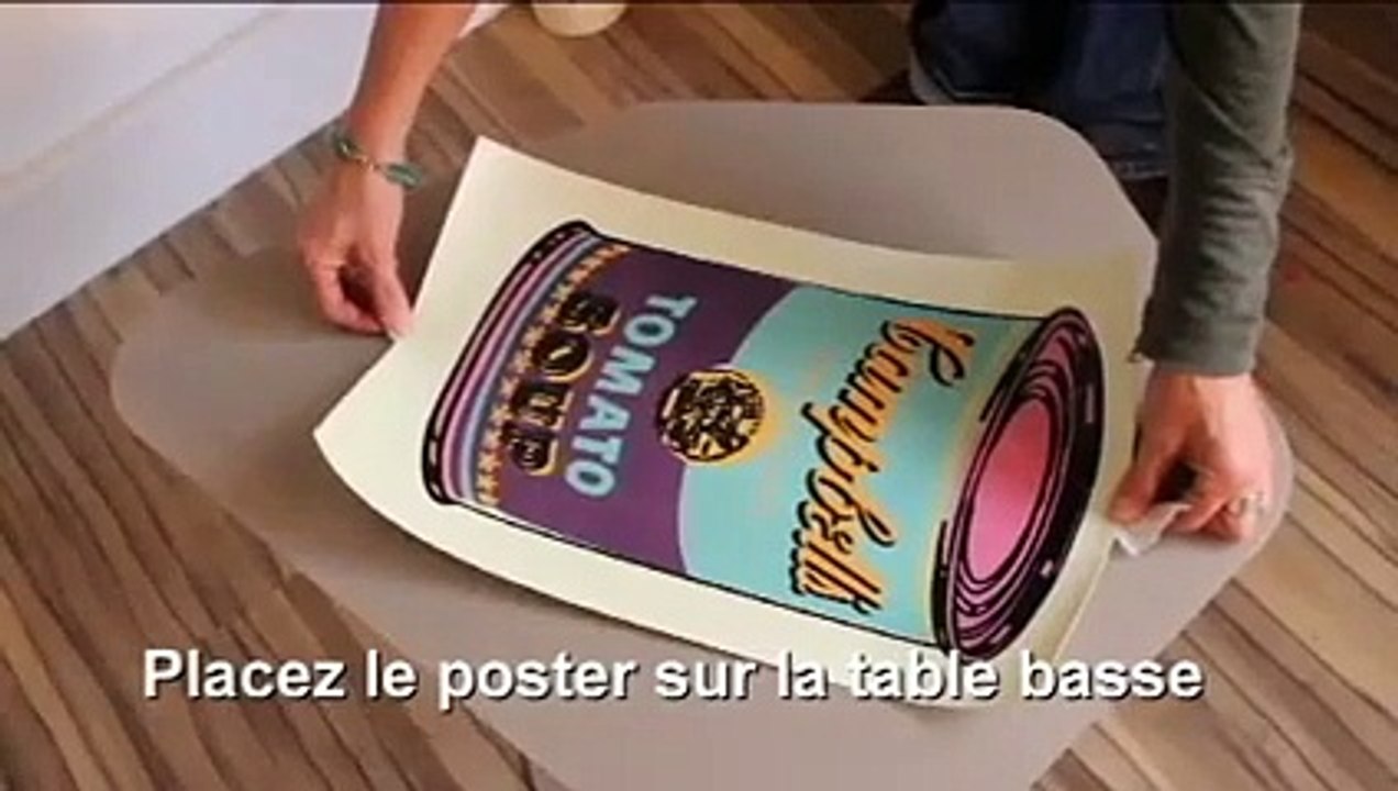 Vidéo : customiser une table basse façon pop art