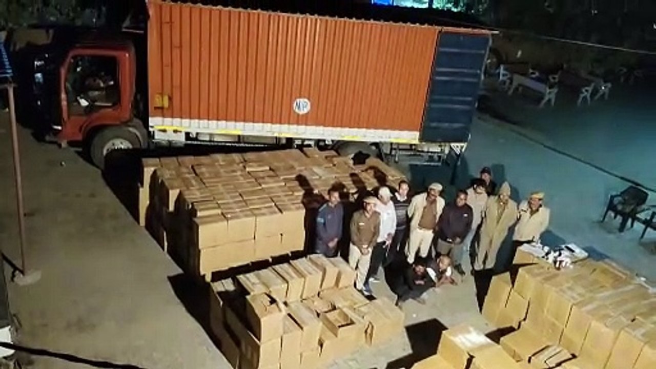 शाहजहांपुर थाना पुलिस की कार्रवाई:  दो अंतरराज्...