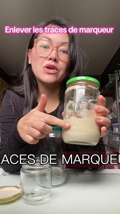 Il n’y a pas mieux que l’alcool ménager pour effacer le marqueur sur le verre.