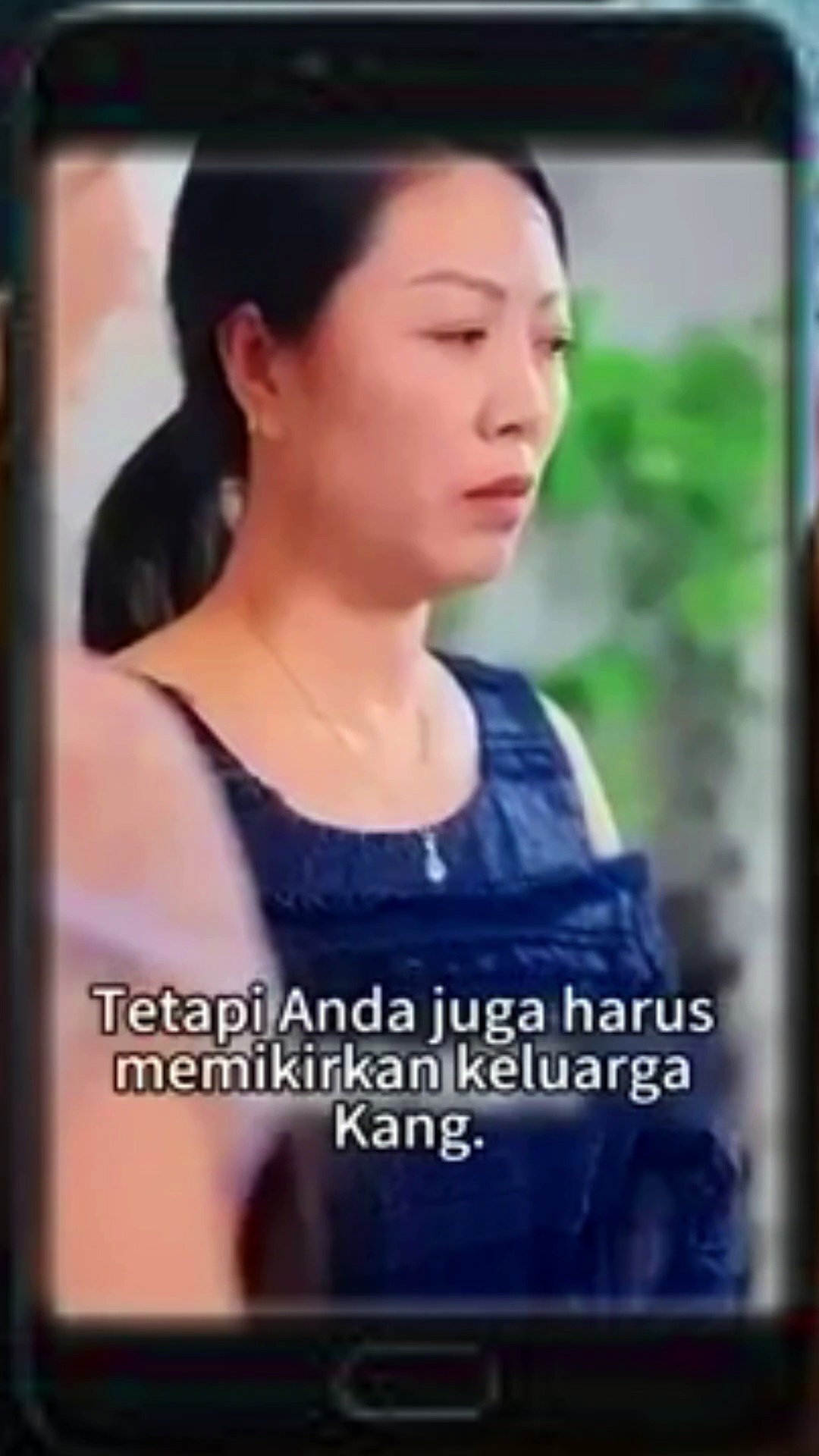  Gadis cantik dipaksa jelek supaya tidak sama dengan saudara perempuannya part 1