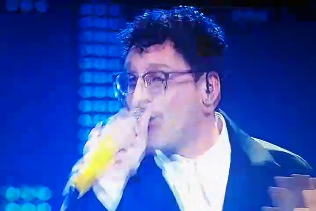 WILLY PEYOTE GRAZIE NO GRAZIE FESTIVAL DI SANREMO 25 1 SERATA