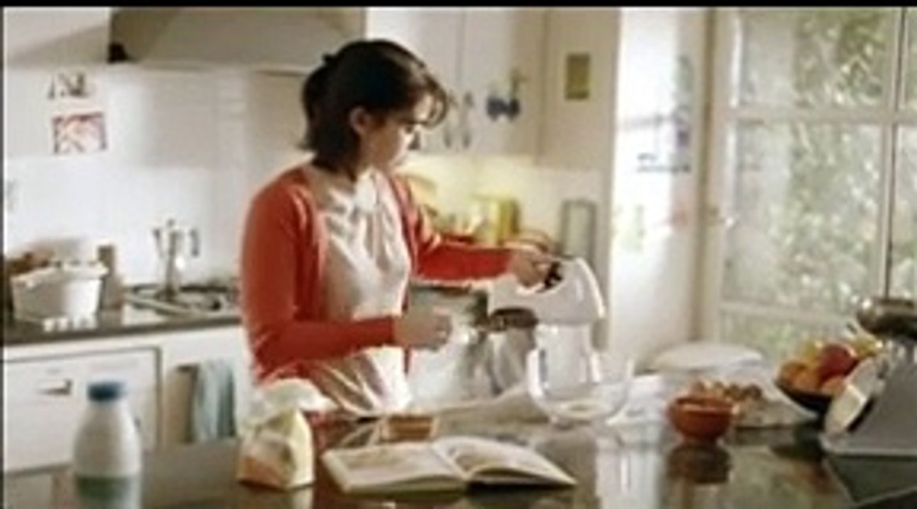 Renault : une drôle de pub pour promouvoir la voiture électrique