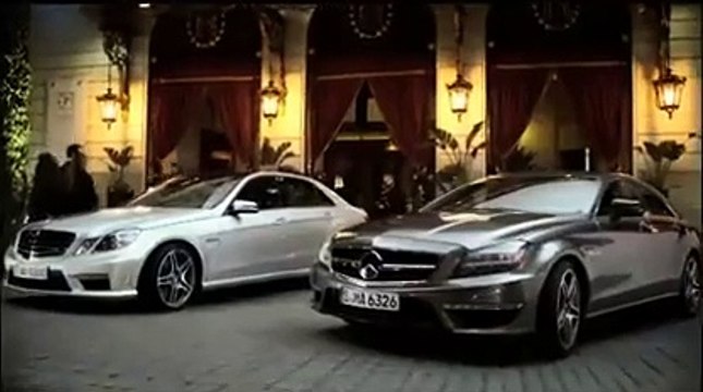 Pub Mercedes GP - Compliments (avec Schumacher, Rosberg et Hakkinen)