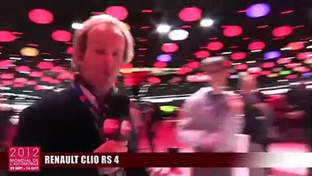 Renault Clio 4 RS en vidéo live au Mondial Auto Paris 2012