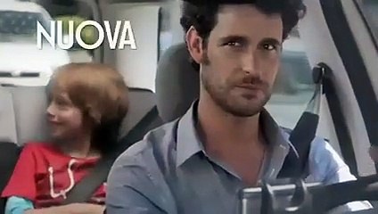 Fiat 500L : star d'une publicité italienne