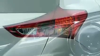 Toyota Auris 2 : premières vidéos (2/2)