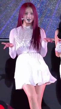 Queen Of South Korea 🔥🇰🇷 Nancy Momoland whatsapp status #shortsfeed #kpop #nancy