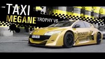 Vidéo : la Renault Mégane Trophy V6 joue au taxi dans Paris !