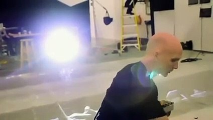 Insolite : une Abarth 500 en chair humaine (vidéo)