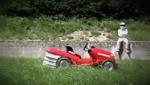 Le Stig essaye la tondeuse à gazon la plus rapide du monde !