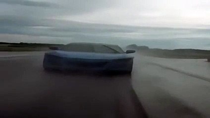 La future Honda NSX en drift sur circuit