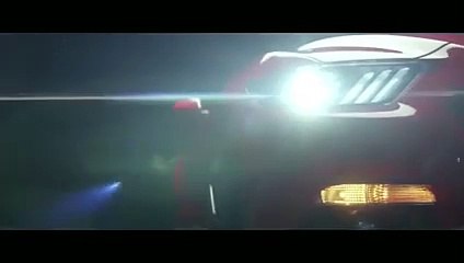 Vidéo : Ford Mustang 2014 avec Sienna Miller