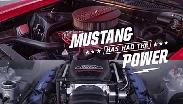 Ford célèbre en fumée les 50 ans de la Mustang