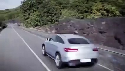 Le Mercedes GLE63 AMG S Coupé se montre en action et dévoile son habitacle