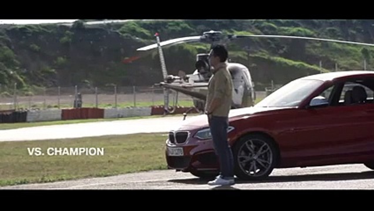 La BMW M235i qui drifte toute seule
