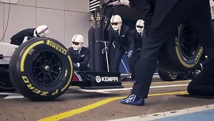 Williams F1 Martini Racing & Hackett : le pit stop le plus classe du monde !