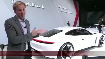 Live Francfort 2015 : le Porsche Mission E présenté par Antoine Arnoux