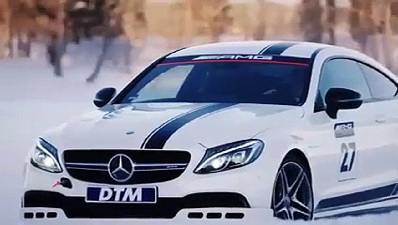DTM Ice Challenge : quand les pilotes Mercedes s'amusent sur la glace