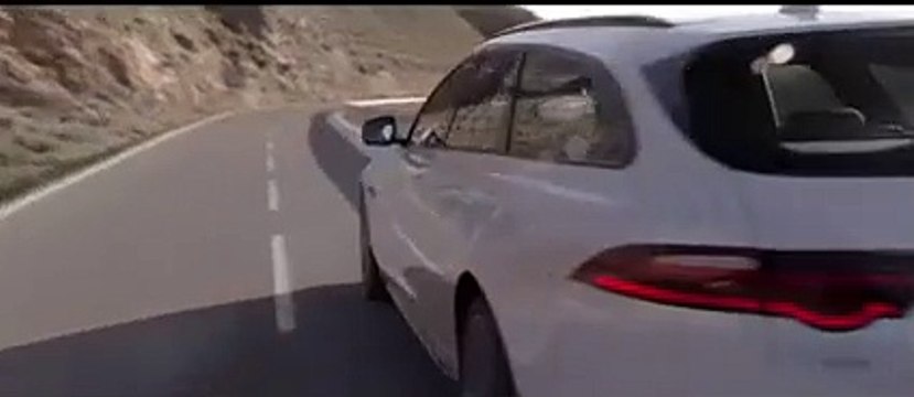 XF Sportbrake, le nouveau break de Jaguar