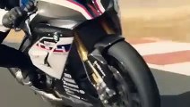 BMW HP4 Race : une bête de course limitée à 750 exemplaires.