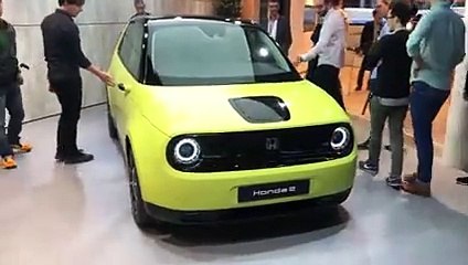 Salon de Francfort 2019 : présentation de la nouvelle citadine 100 % électrique, la Honda e