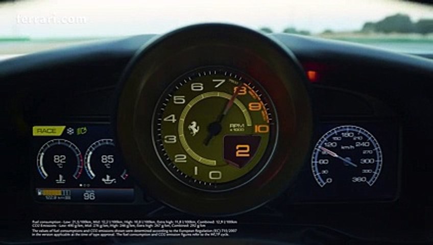La Ferrari F8 Tributo fait rugir son V8