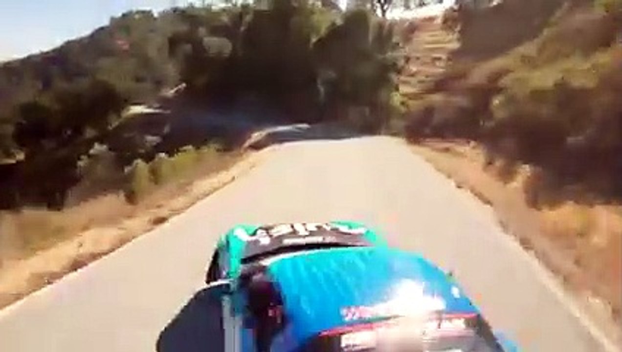 Une séance de drift sur des routes de montage au volant d'une Corvette de 1000 ch !