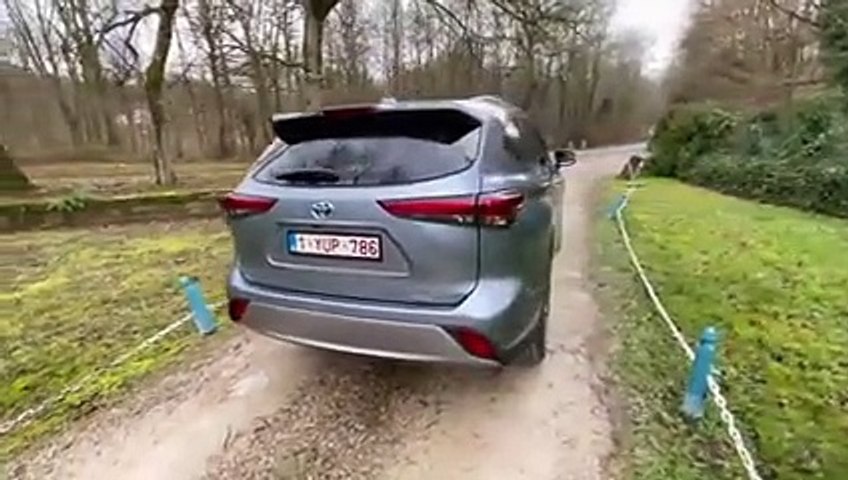 Présentation du Toyota Highlander Hybride