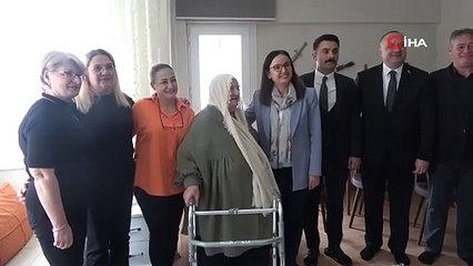 Ördükleri Berelerle Mehmetçiğin Yüreğini Isıtan Sabahat ve Selma Nineye Teşekkür Ettiler