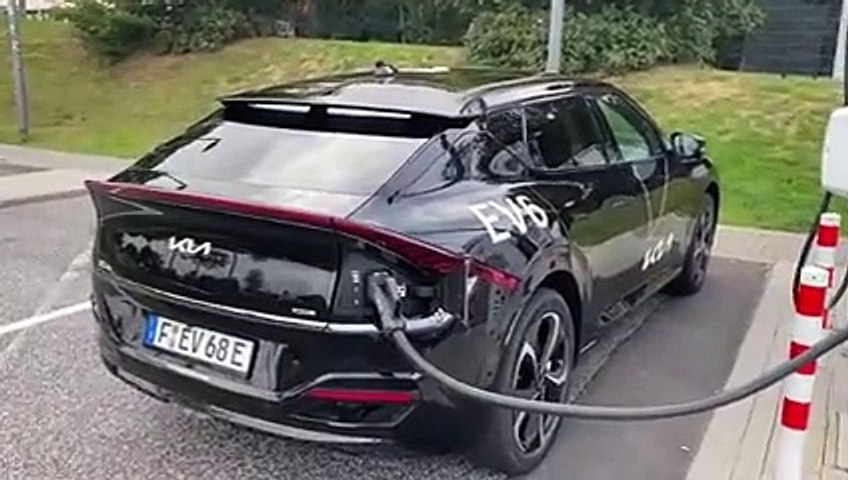 VIDEO - Kia EV6, découverte sous toutes les...