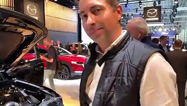 VIDEO - Mazda MX-30 e-Skyactiv R-EV en direct du salon de Bruxelles 2023