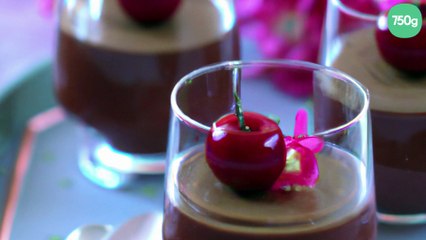 Verrine mousse au chocolat et cerise