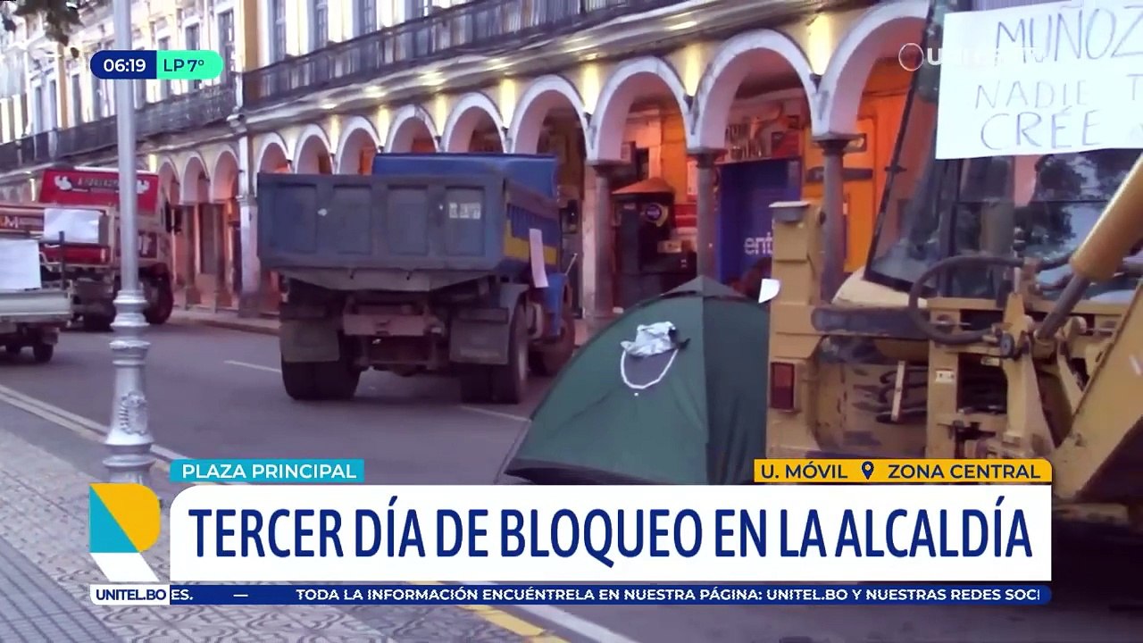 Tres días de bloqueo frente a la Alcaldía, empresas constructoras exigen el pago total de Bs 14 millones