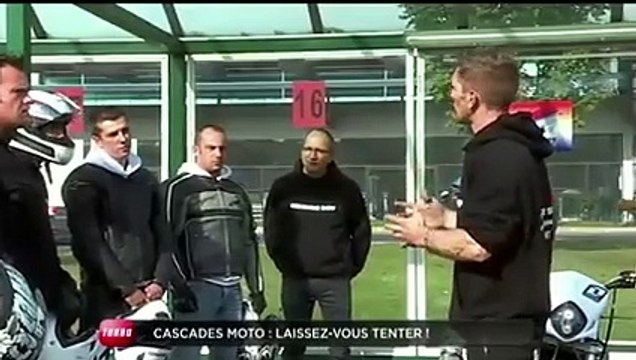 Insolite : le stunt, des acrobaties en moto (Emission Turbo du 28/10/2012)