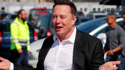 إيلون ماسك يعلن إطلاق خدمة سيارات الأجرة الآلية في هذا الموعد