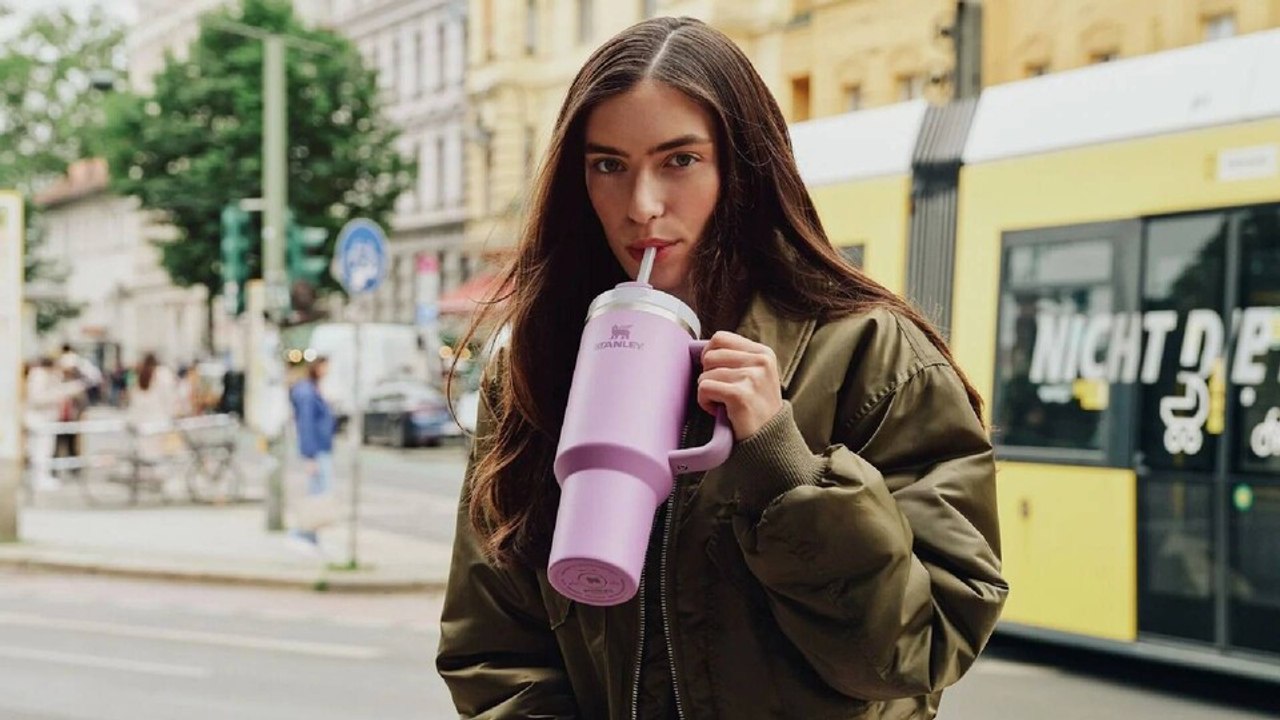 Stanley Quencher H2.0 FlowState: Das bietet der Trinkbecher