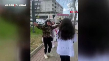 Sınavı kazandı, davul eşliğinde oynadı