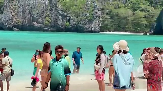 Maya Bay Best Beach in The World -Phi Phi island Thailand #phiphiislands #mayabay