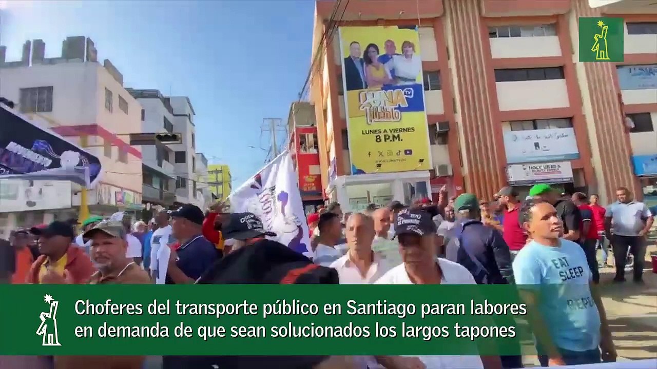 Choferes del transporte público en Santiago paran labores en demanda de que sean solucionados los largos tapones_1