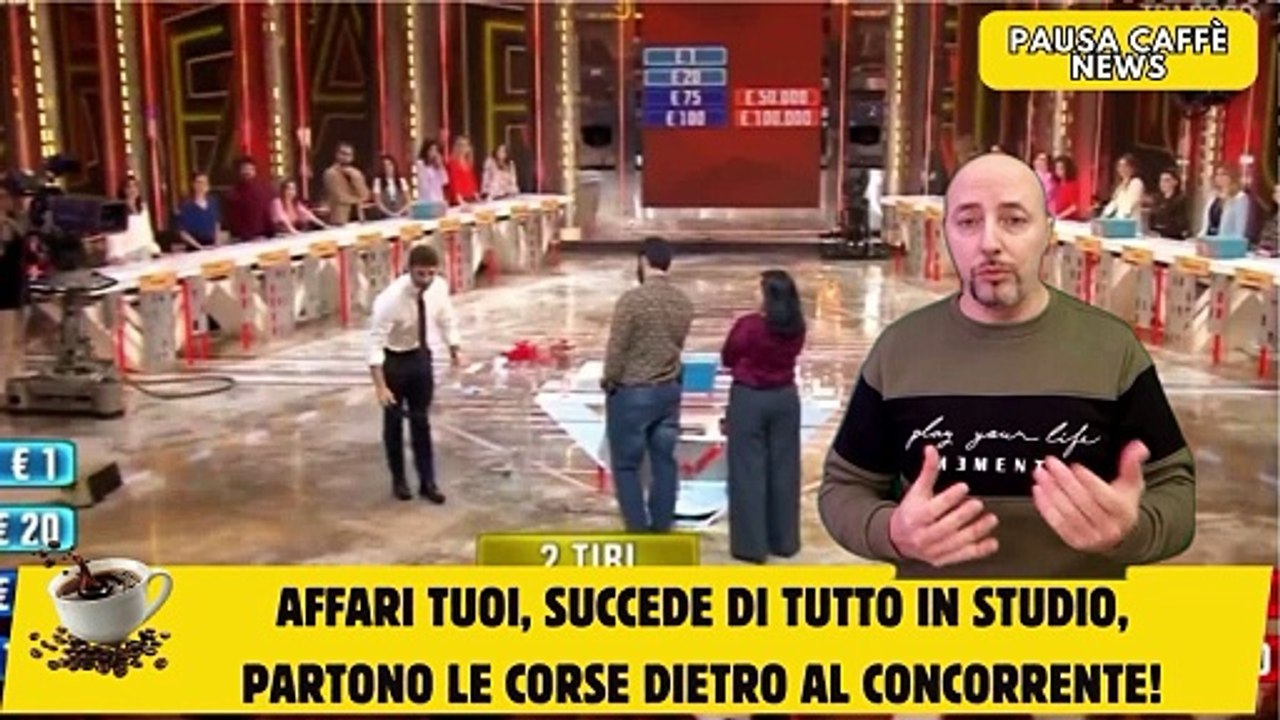 Affari Tuoi, succede di tutto in studio, partono le corse dietro al concorrente!
