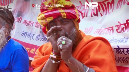 جشنواره مذهبی در نپال؛ شماری از شرکت‌کنندگان ماری‌جوانا کشیدند