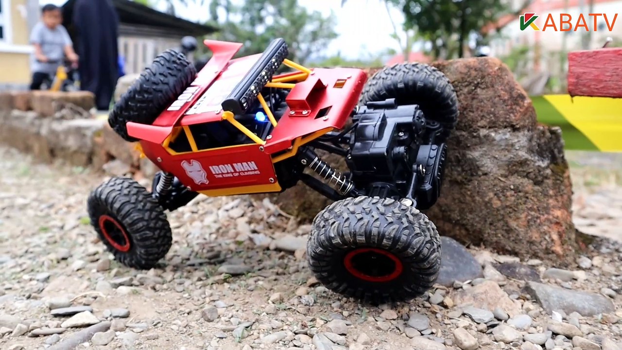 RASAKAN SENSASI BERMAIN MOBIL OFFROAD DI ARENA RC OFFROAD