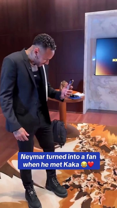 Brazilian legends Kaka and Neymar #neymar  Jr