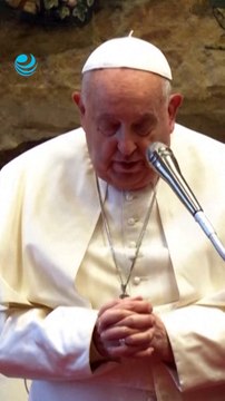 Estado de salud del papa Francisco registra ligera mejoría ; su pronóstico sigue siendo reservado